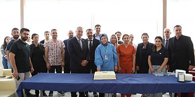 TOPLUM AĞIZ VE DİŞ SAĞLIĞI HAFTASI’NDA İL SAĞLIK MÜDÜRÜ ASİLTÜRK’TEN ANLAMLI ZİYARET