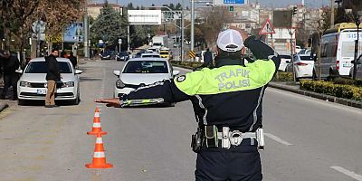 Trafik cezalarında büyük artış: Kanun teklifinin 10 maddesi daha kabul edildi