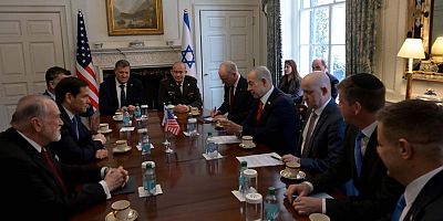 Trump, Netanyahu ile yaptığı görüşmede İran ile müzakerelerin devam etmesi konusunda ısrar etti