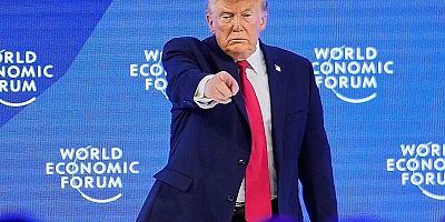 Trump'tan Grönland mesajı: Gümrük vergileri iptal edilecek