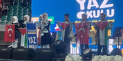 TÜGVA Diyarbakır Yaz Okulu Coşkuyla Tamamlandı: Binlerce Öğrenci Sertifikalarını Aldı