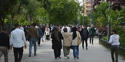 Türkiye'de 55 yaş ve üzeri nüfus, çocukları geride bıraktı