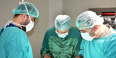 Türkiye'de bir ilk: Kalbin içini kaplayan dev kitle başarıyla çıkarıldı