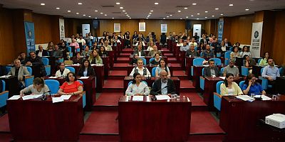 Üniversite öğrencileri DBB Meclisi toplantısını yerinde izledi