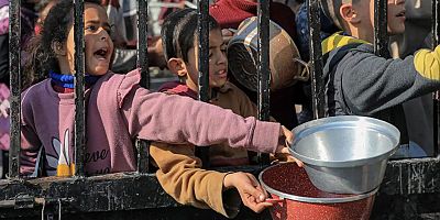 UNRWA: Gazze'deki halk açlığa maruz bırakılıyor