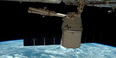 Uzayda bir ilk: NASA teleskobu kurtarmak için ilk kez robotik bir uzay kurtarma operasyonu başlattı