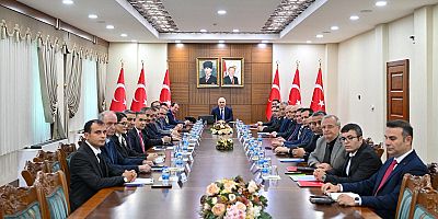 VALİ ZORLUOĞLU BAŞKANLIĞINDA ERİŞİLEBİLİRLİK TOPLANTISI GERÇEKLEŞTİRİLDİ