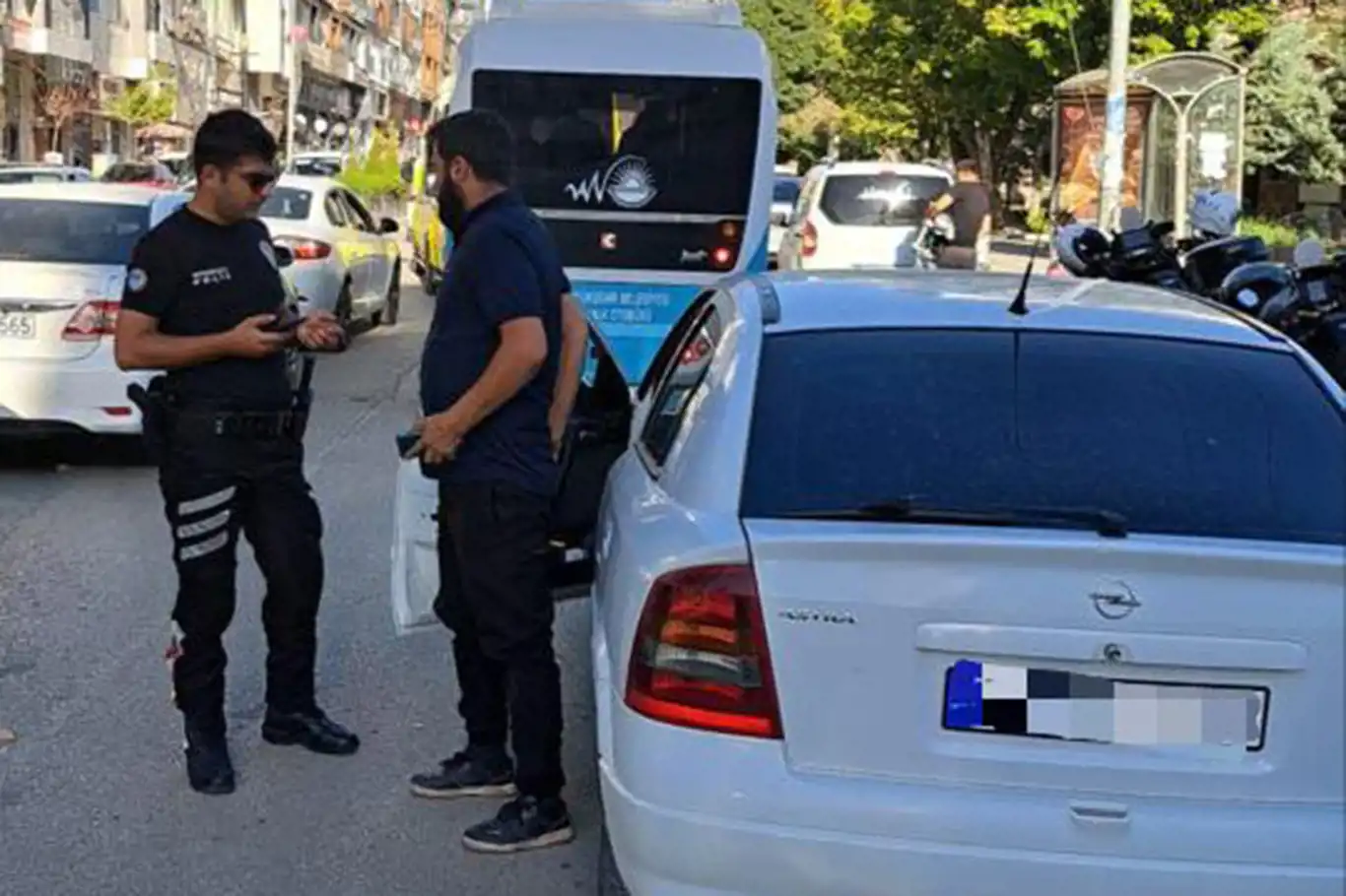 Van'da çeşitli suçlardan aranan 15 hükümlü yakalandı