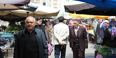 Vatandaşlar: Eskiden dolu poşetle dönerdik şimdi yarım poşet bile zor