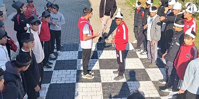 Viranşehir Spor Lisesi’nde Canlı Satranç Arenası 