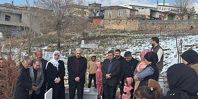 Yangında Hayatını Kaybeden Kardeşlerin Kabri Ziyaret Edildi