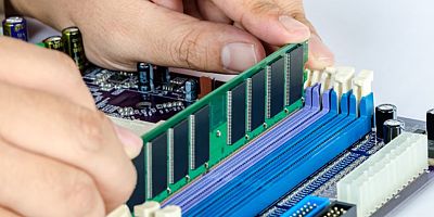 Yapay zekâ talebi RAM piyasasını altüst etti: Telefon ve bilgisayarlarda yeni zamlar kapıda