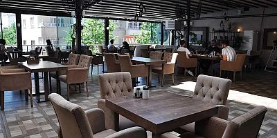 Yeme-içmede yeni dönem: Servis ve masa ücretleri kaldırılıyor