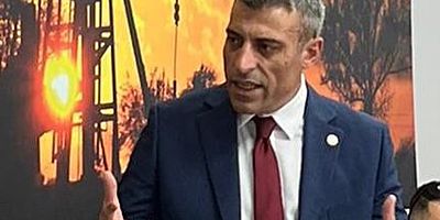 Yenilik Partisi Genel Başkanı Yılmaz'a bıçaklı saldırı    