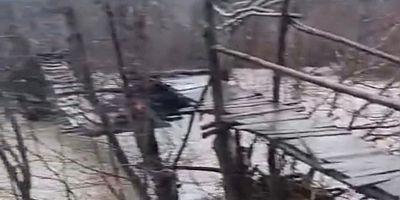 YILLARDIR HANİ’DEN ÇÖZÜLMEYEN SKANDAL ÖĞRENCİLER CAN PAZARIYLA OKULA GİTTİ!