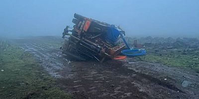 Yoğun sis kazaya neden oldu: İş makinesi kontrolden çıktı