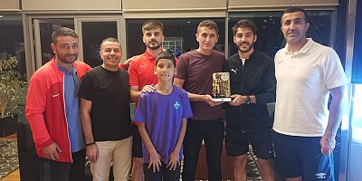 ZONGULDAK'LI TARAFTARLARDAN DİYARBEKİRSPOR'A ANLAMLI ZİYARET 
