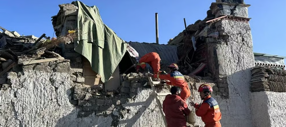 Tibet'te 7 büyüklüğünde deprem: En az 16 ölü, 46 yaralı