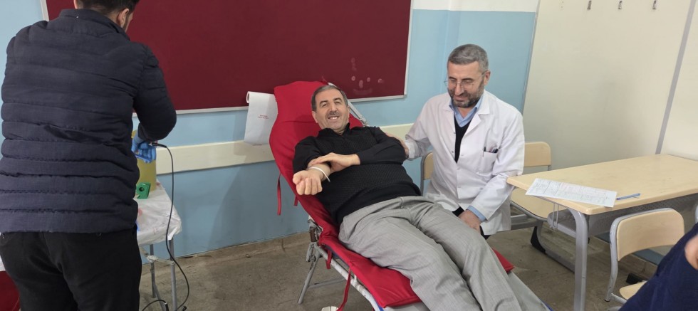 TOBB Ferdi Yiğit Anadolu İmam Hatip Fen Lisesi’nden Kızılay ile Örnek Kan Bağışı Kampanyası