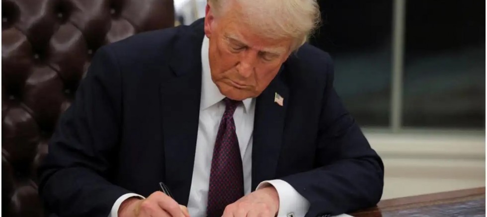 Trump, Venezuela petrolünü gasp eden kararnameyi imzaladı