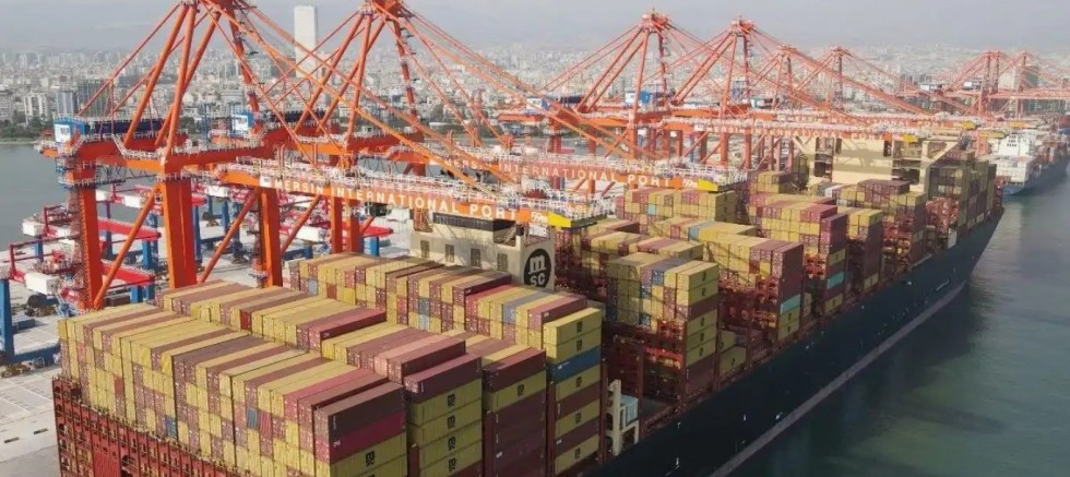 Ulaştırma ve Altyapı Bakanı Uraloğlu: Hürmüz Boğazı'ndaki kriz nedeniyle güney limanlarımızda hareketlilik bekliyoruz