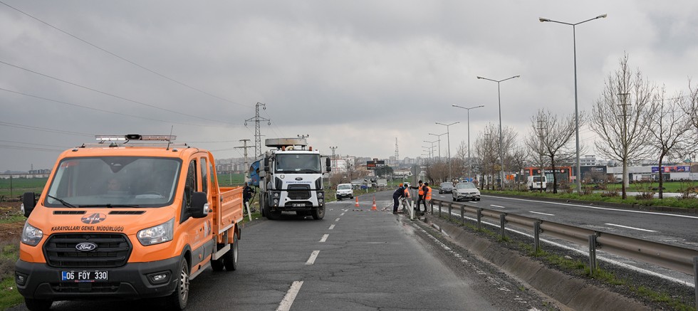 Urfa Bulvarı’nda Yağmur Suyu Hatlarına Ortak Müdahale