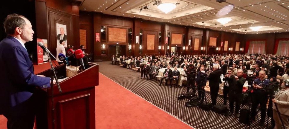 YENİDEN REFAH PARTİSİ İSTANBUL İL BAŞKANLIĞININ GELENEKSEL İFTAR PROGRAMINA YOĞUN İLGİ